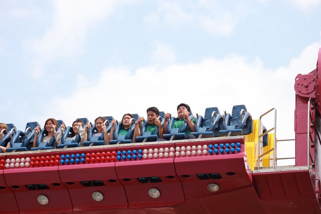 ข่าว ทัศนศึกษานักเรียน ม. 4 ม 5