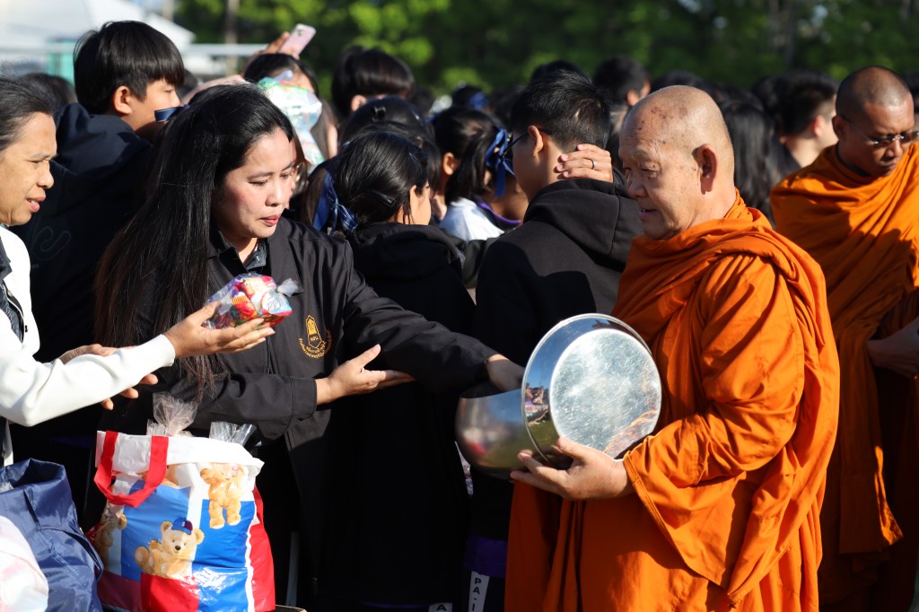 ข่าว ทำบุญวันขึ้นปีใหม่