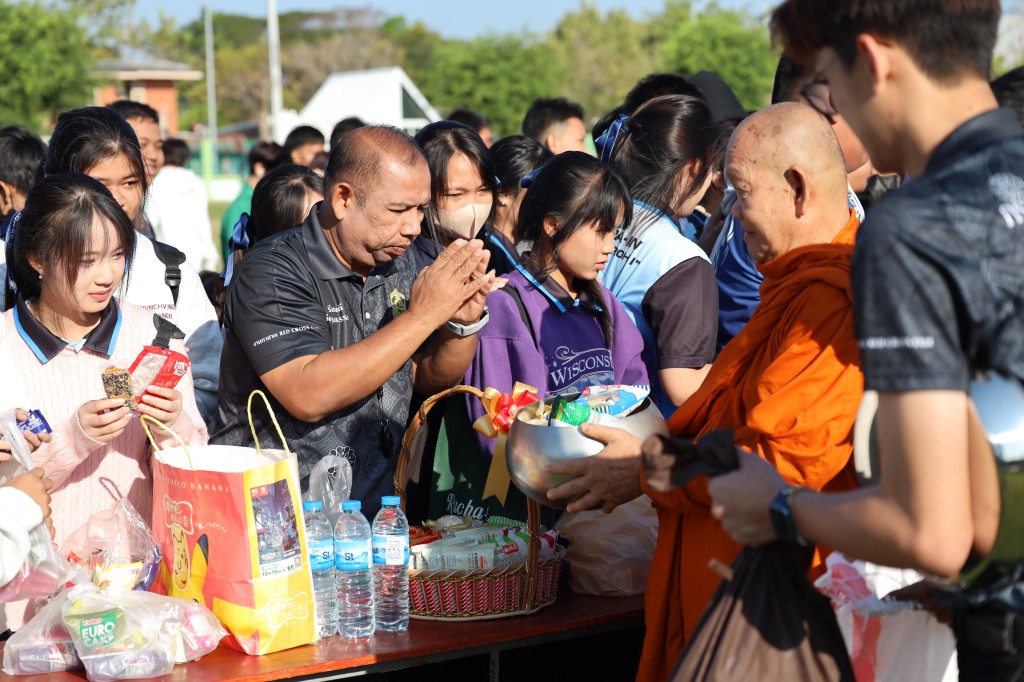 ข่าว ทำบุญวันขึ้นปีใหม่