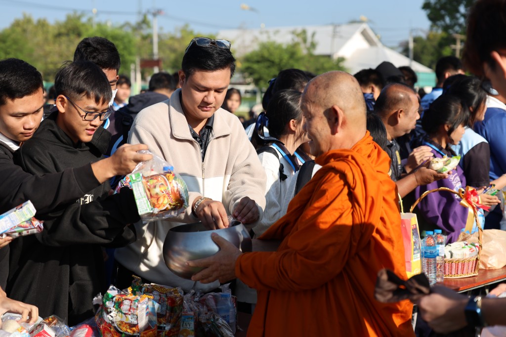ข่าว ทำบุญวันขึ้นปีใหม่