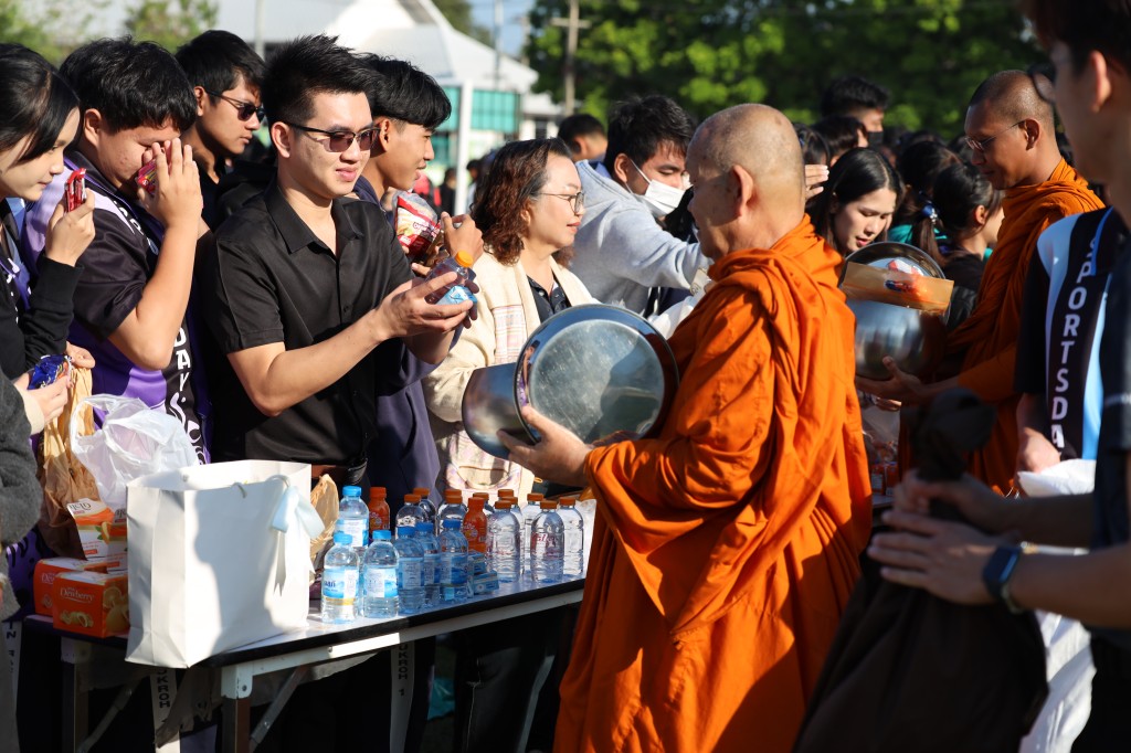 ข่าว ทำบุญวันขึ้นปีใหม่