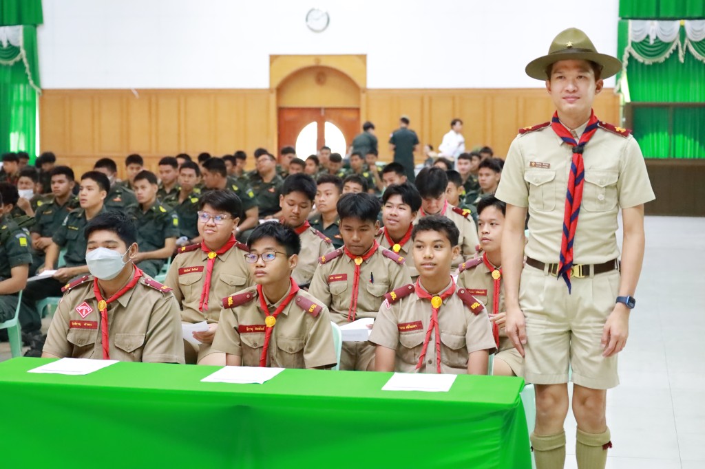 ข่าว อบรมด้านระเบียบวินัยจราจรให้แก่กลุ่มนักเรียนวิชาทหารและลูกเสืออาสาจราจรจิตอาสา