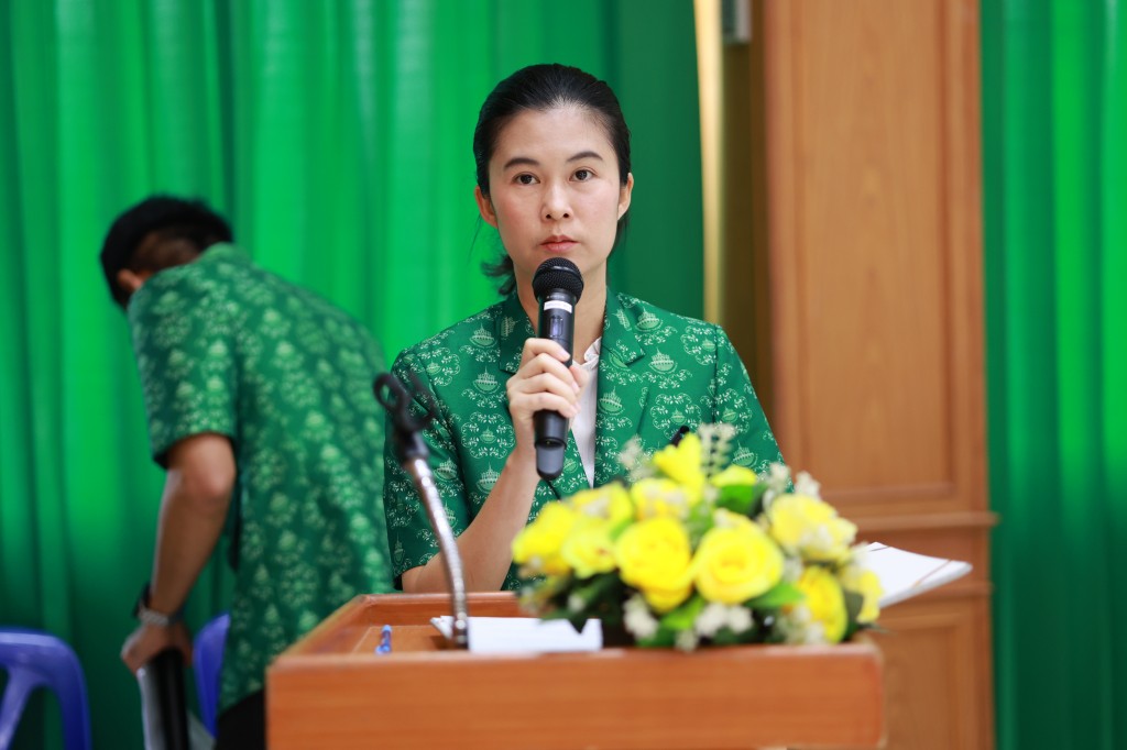 ข่าว พิธีมอบประกาศนียบัตรให้แก่นักเรียนชั้นมัธยมศึกษาปีที่ ๓ และ ๖