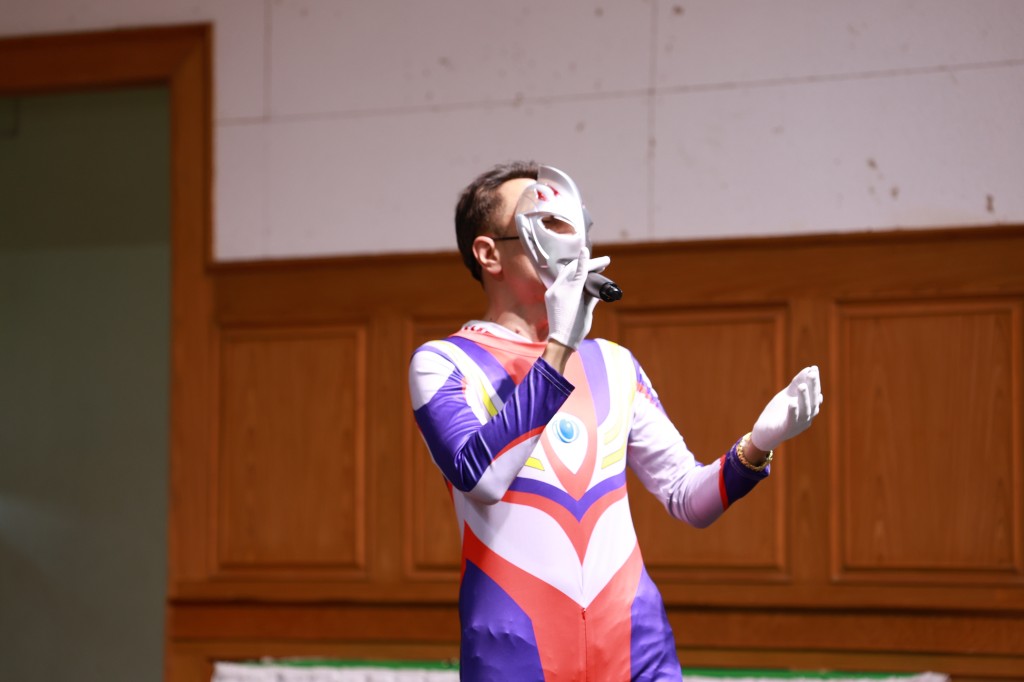 ข่าว พิธีมอบประกาศนียบัตรให้แก่นักเรียนชั้นมัธยมศึกษาปีที่ ๓ และ ๖